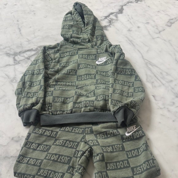 Nike Other - Nike Hoodie and Sweatpants Matching Set 'Just Do It'